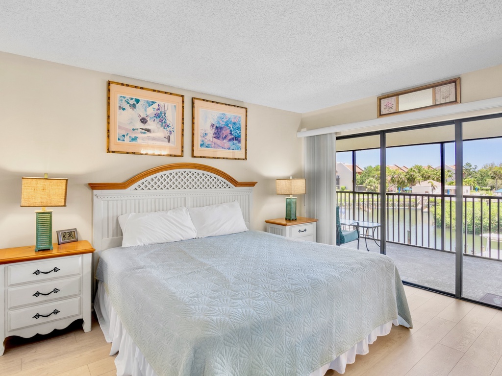Midnight Cove II 922C