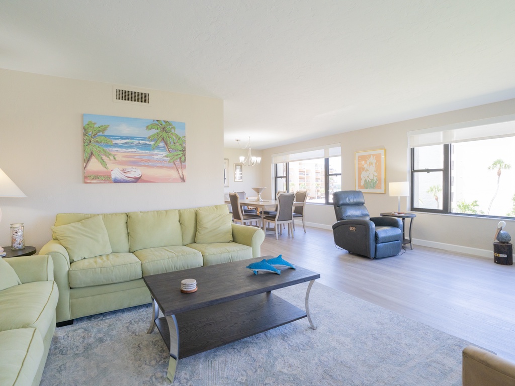 Gulf and Bay Club B301
