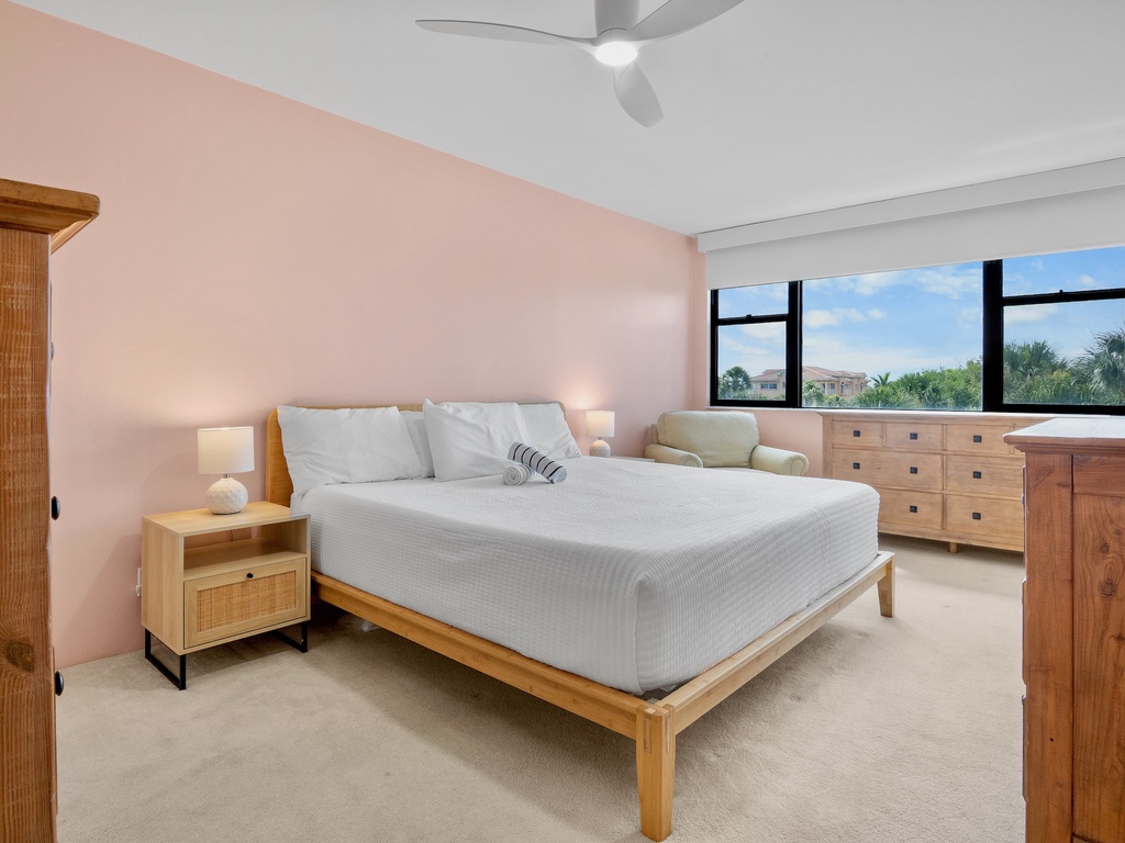 Harbor Towers Unit 303 by Tropical Sands Accommodations