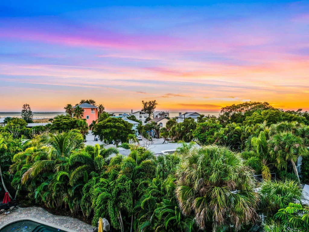 Sunset Views from the Roof top Deck