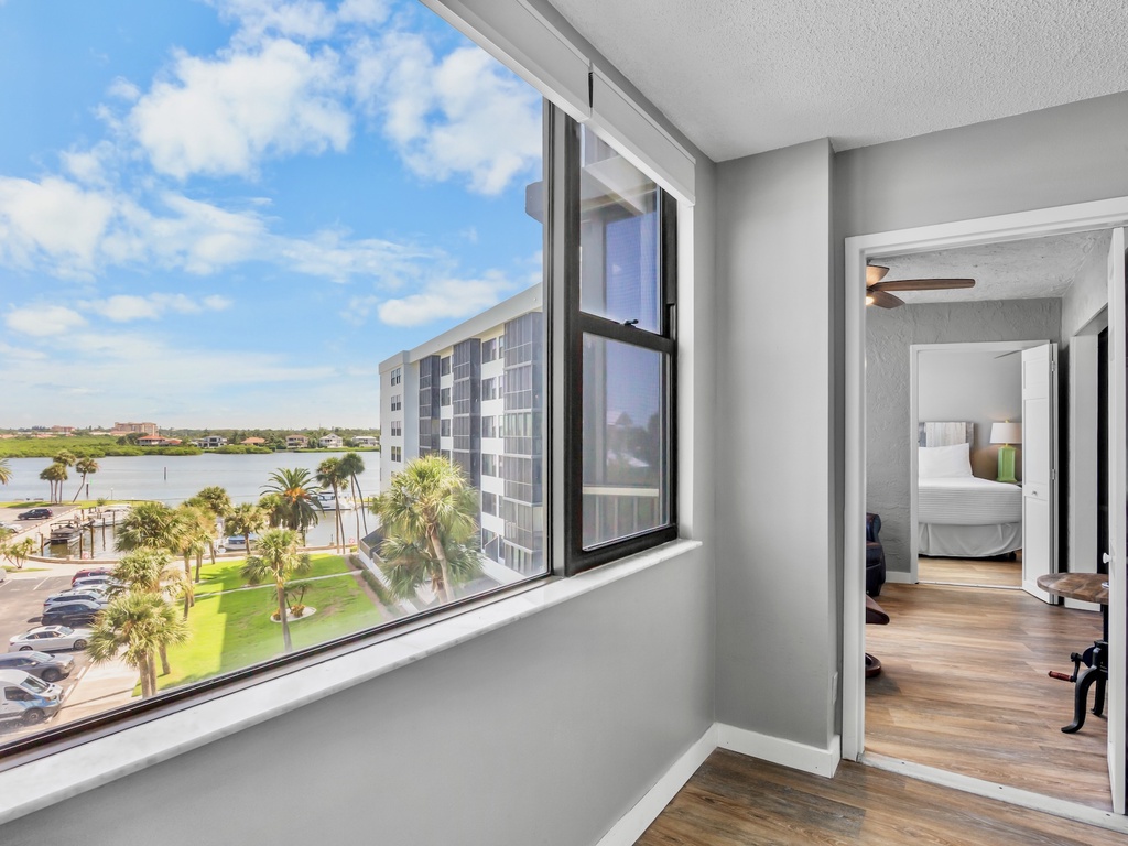 Harbor Towers Unit 515 by Tropical Sands Accommodations