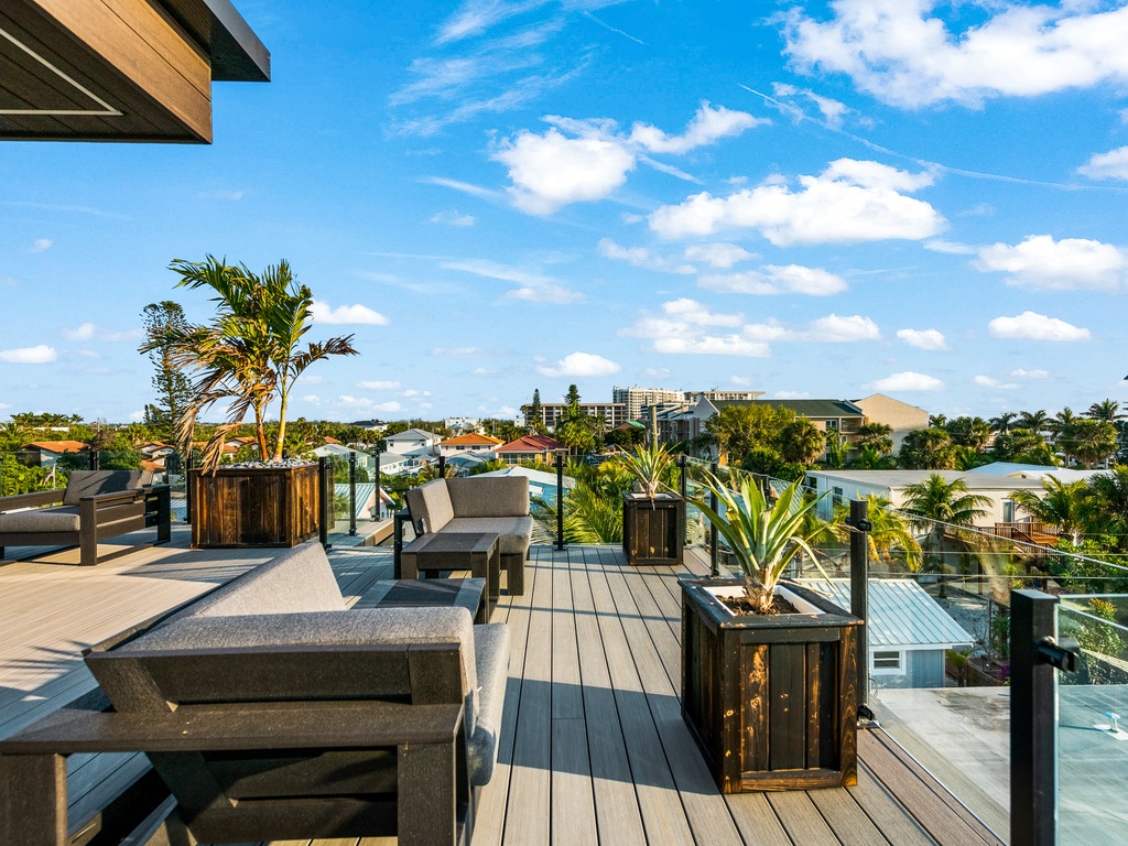 Rooftop deck with comfortable seating
