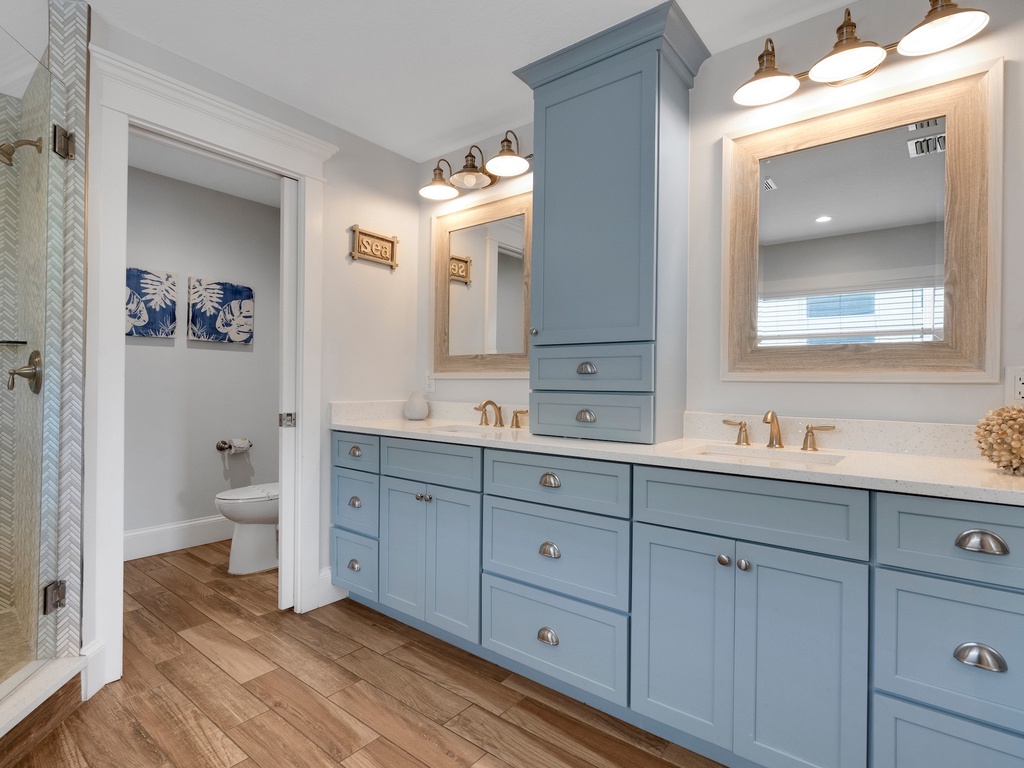 Primary Bathroom, Ensuite