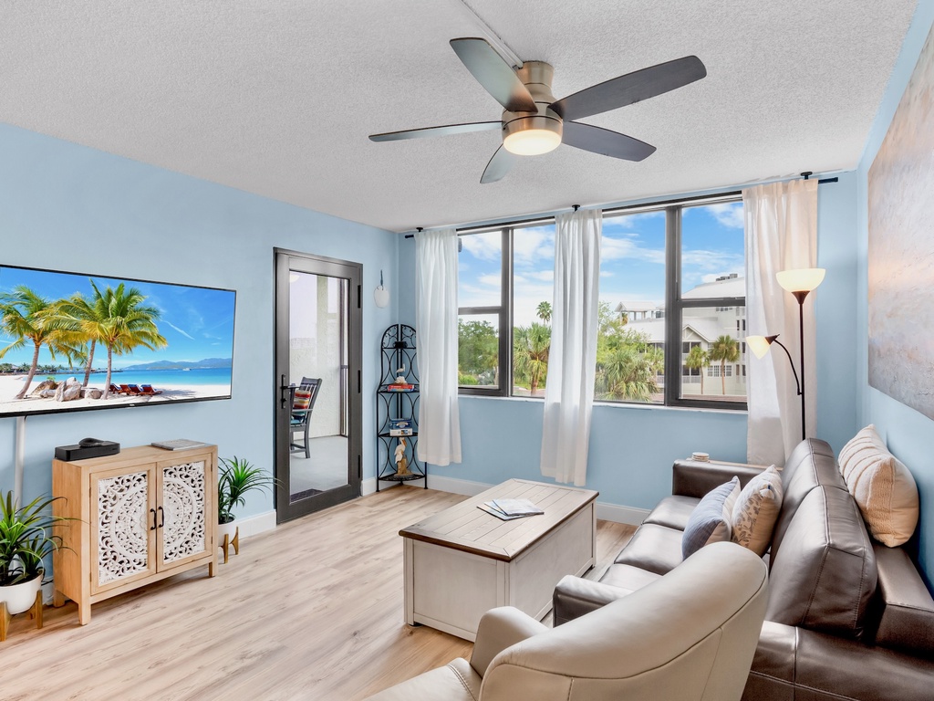 Harbor Towers Unit 312 by Tropical Sands Accommodations