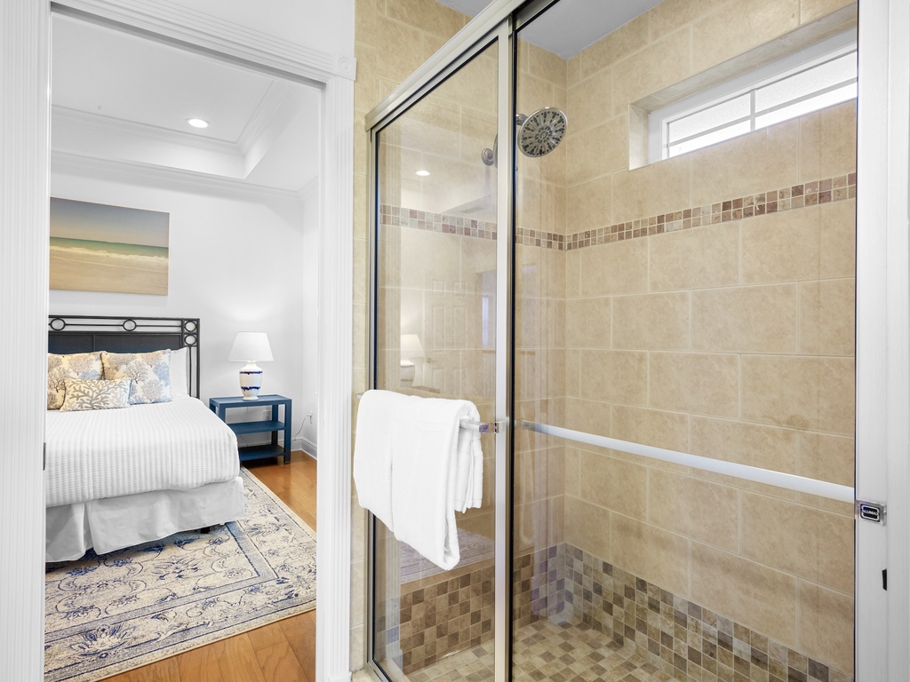 Second Bathroom, Jack and Jill