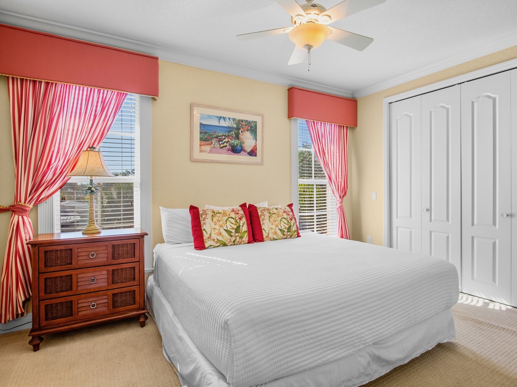 Third Bedroom (2nd floor), King bed