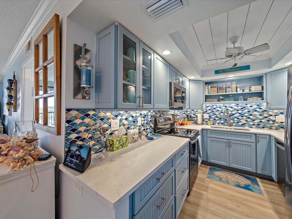 Harbor Towers Unit 603 by Tropical Sands Accommodations
