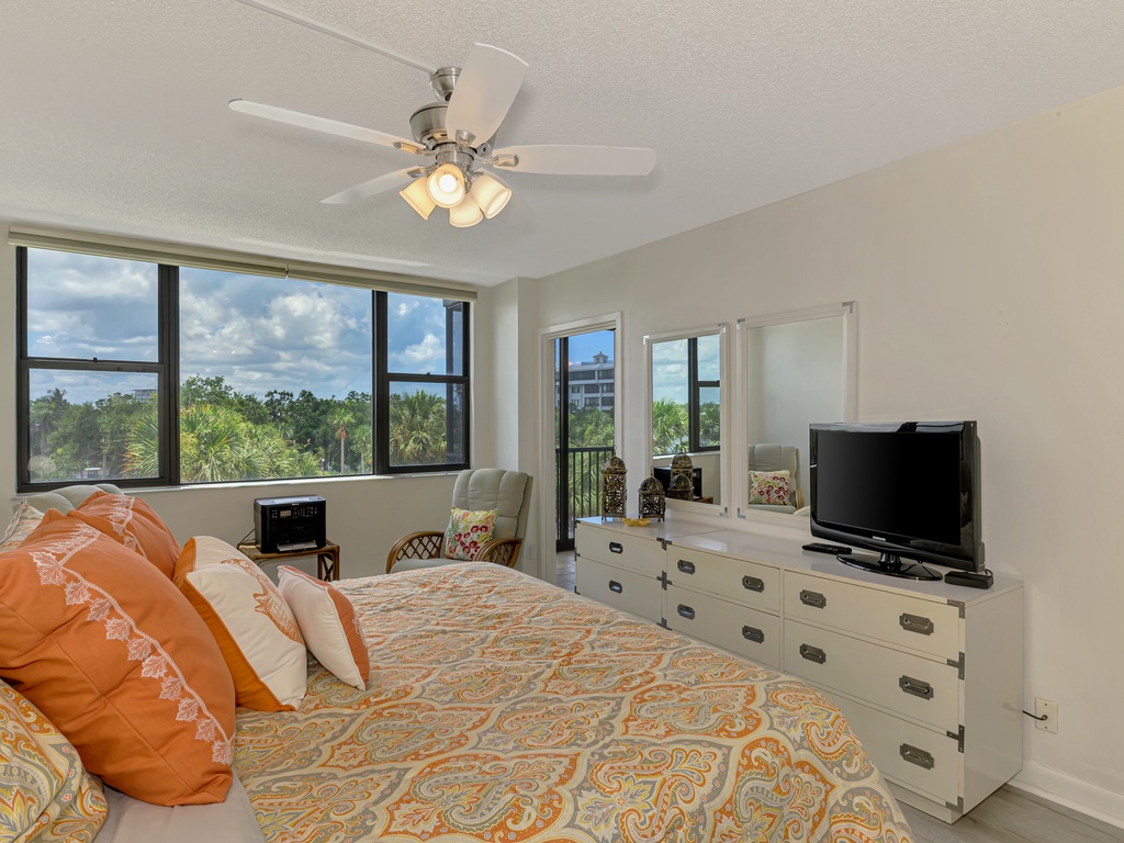 Primary Bedroom, King with TV