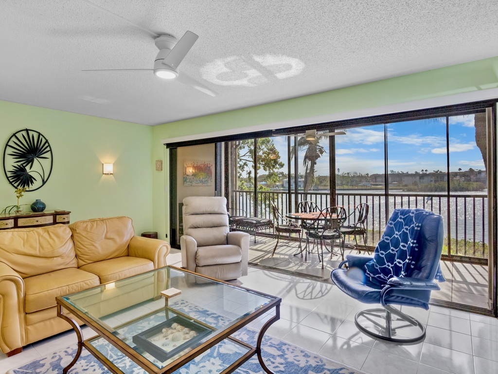 Midnight Cove II 220D