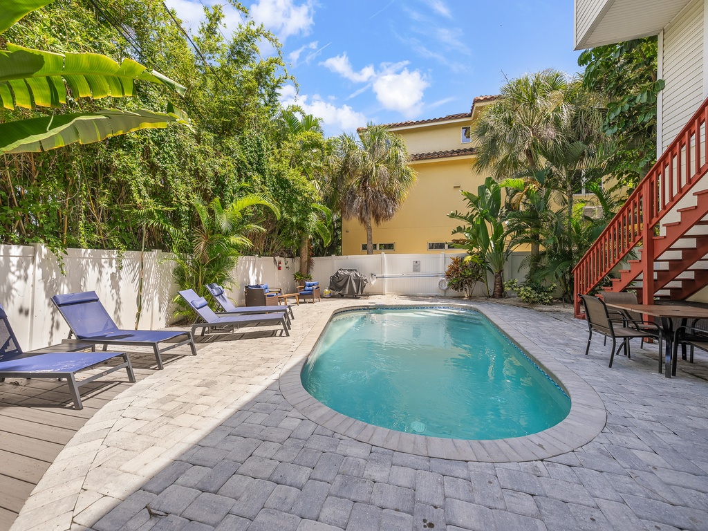 Shared Heated Pool