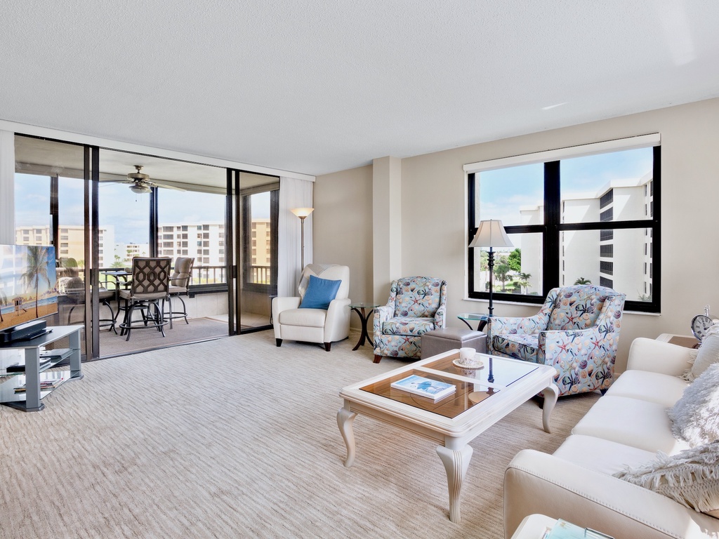 Gulf and Bay Club- B410