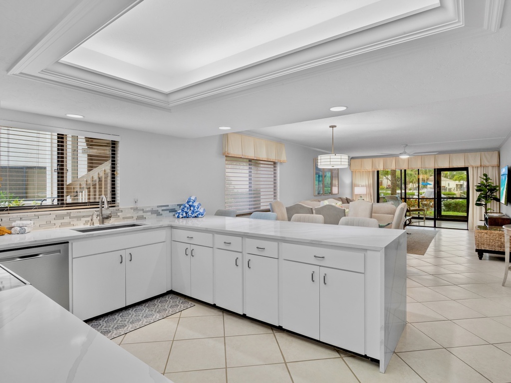 Midnight Cove II Unit 910 by Tropical Sands Accommodations