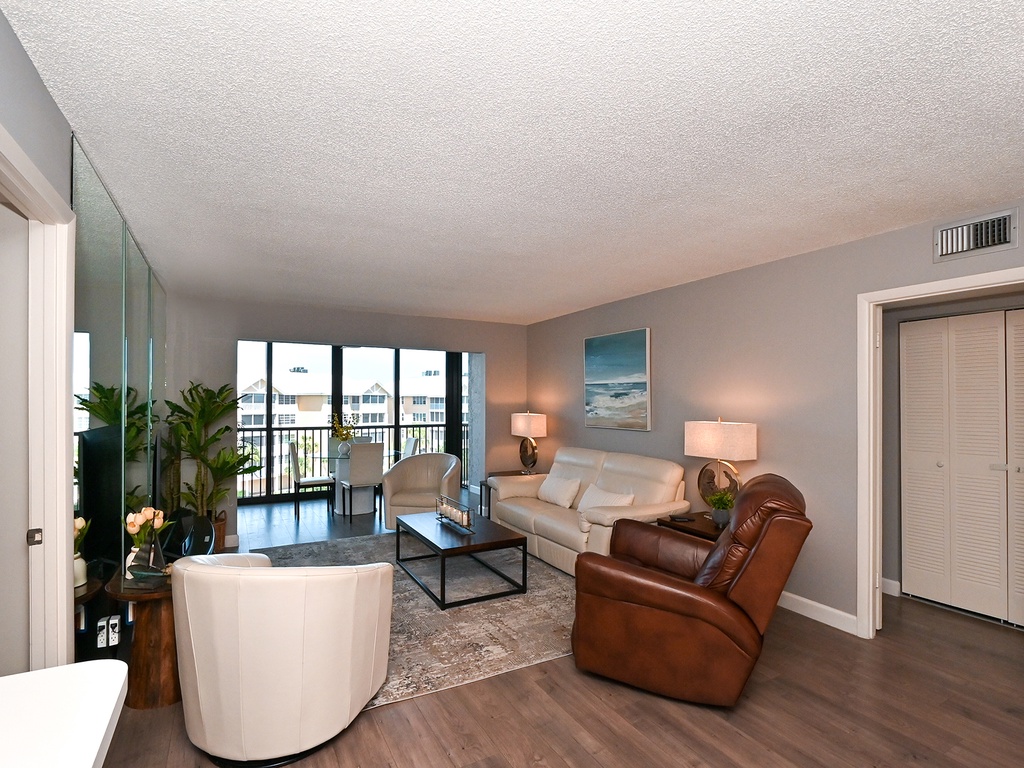 Harbor Towers 509