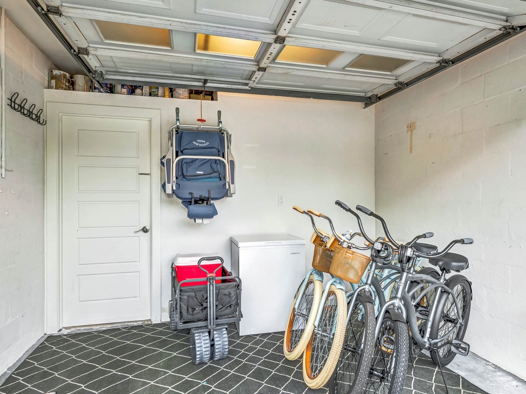 Beach amenities - bicycles, chairs, and wagon