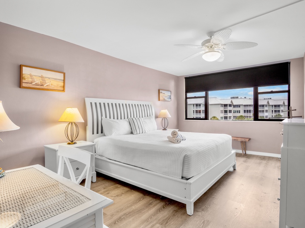 Harbor Towers Unit 415 by Tropical Sands Accommodations