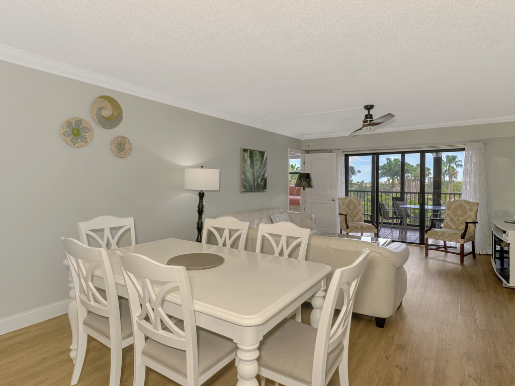 Open-concept Dining and Living Area
