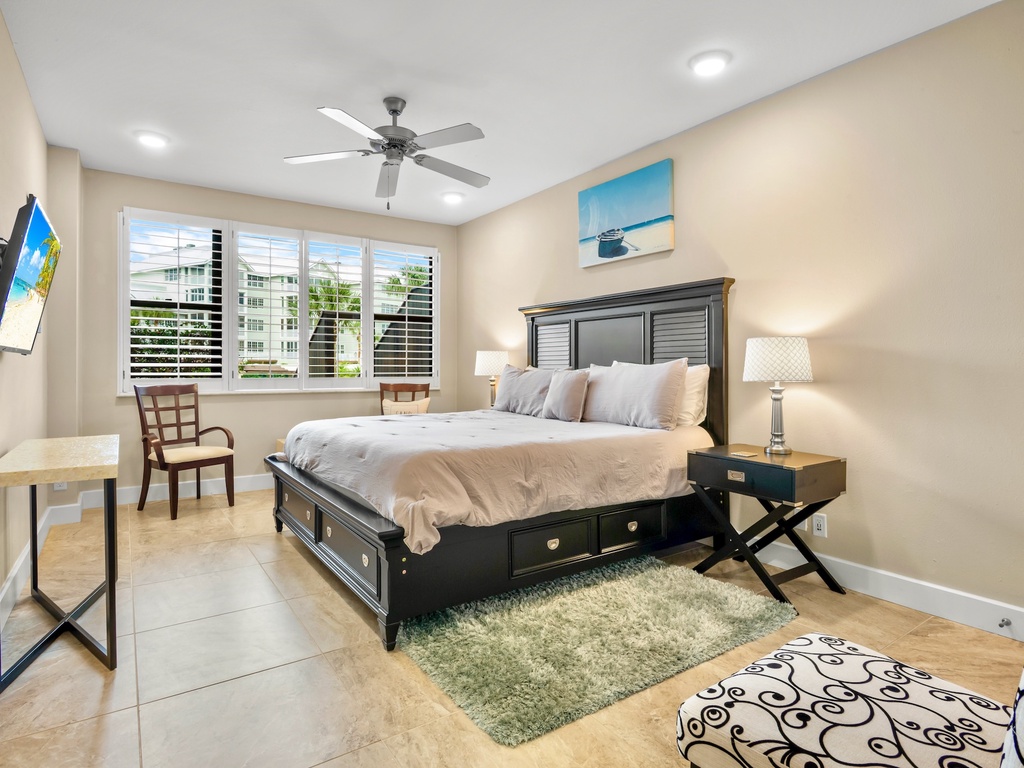 Harbor Towers 111 by Tropical Sands Accommodations
