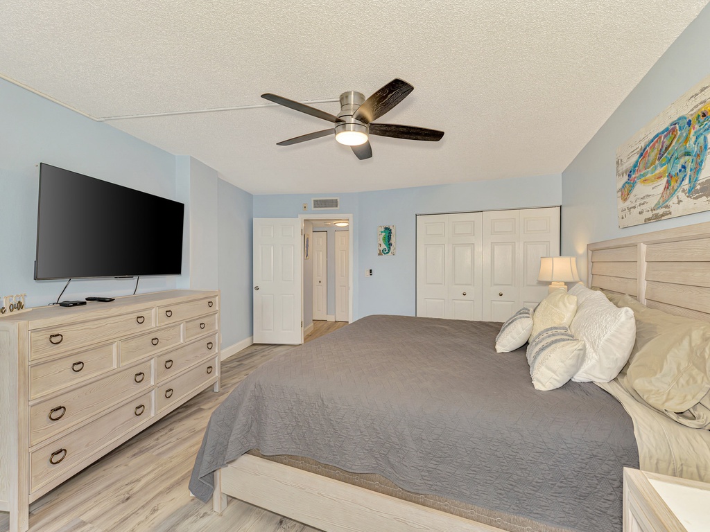 Primary Bedroom, King