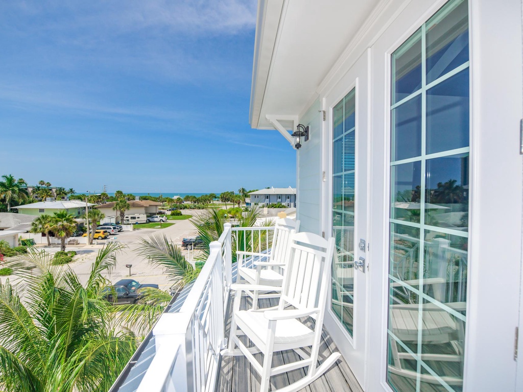 Master Private Balcony (3rd Floor)