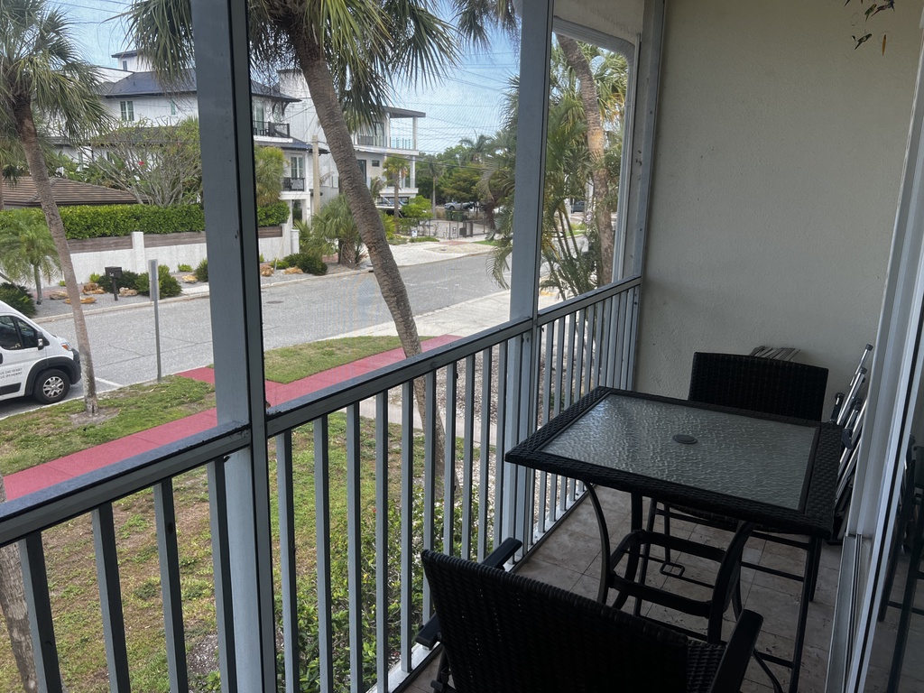 Lido Beach Oasis by Lido Key Vacations