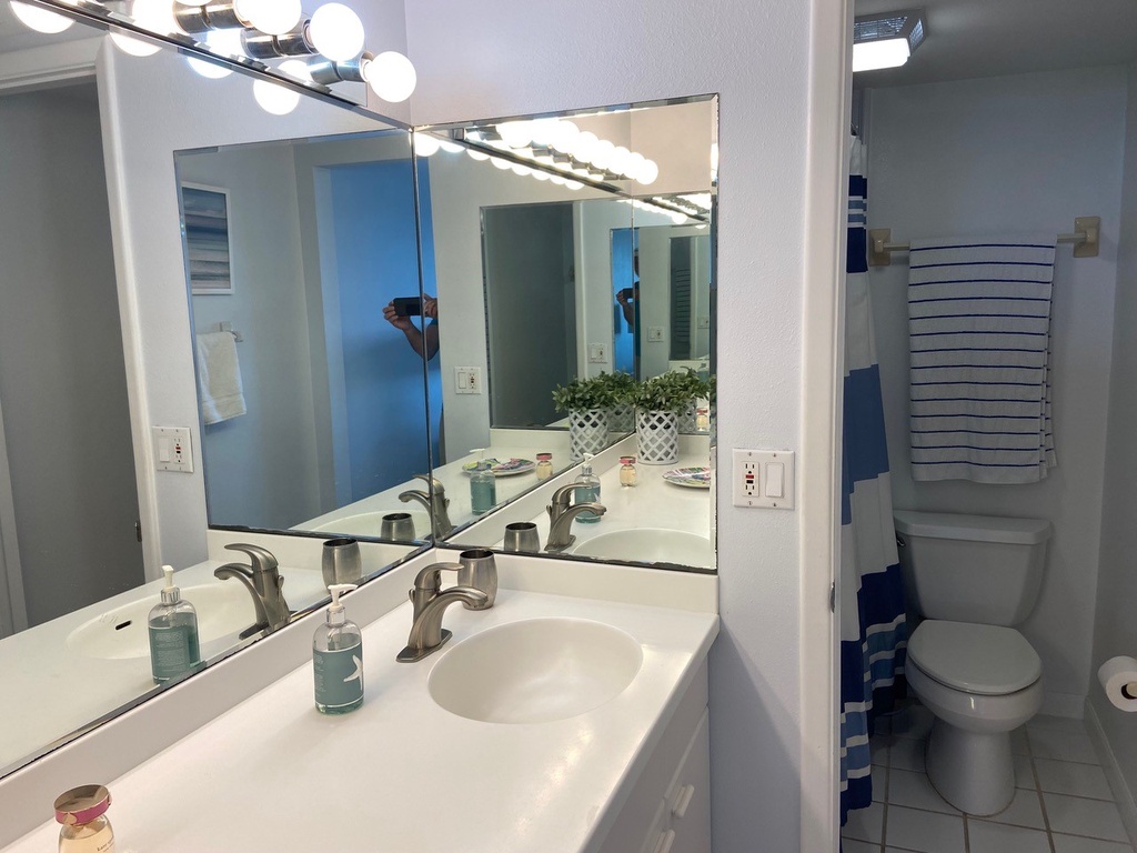 Primary Bedroom, Ensuite Bathroom