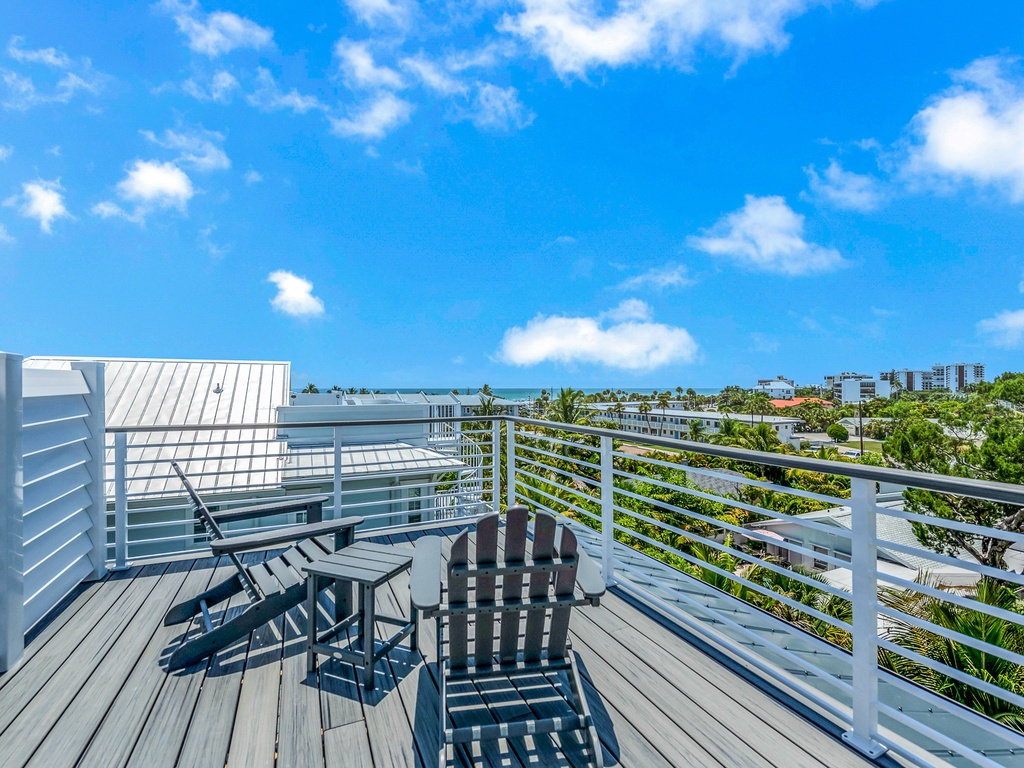 Rooftop Deck