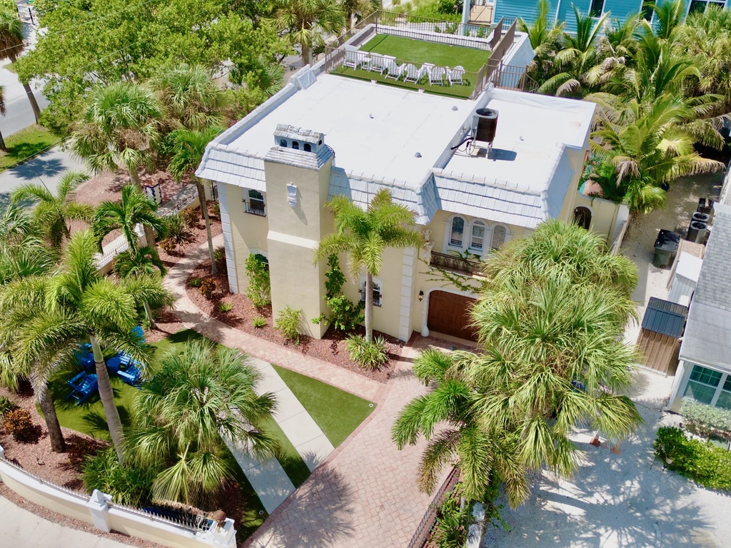 Casa Siesta by Siesta Key Luxury Rental Properties