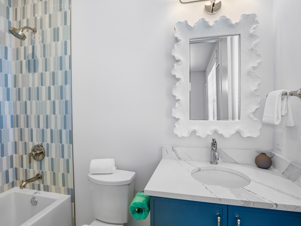 Sixth Bathroom, Ensuite