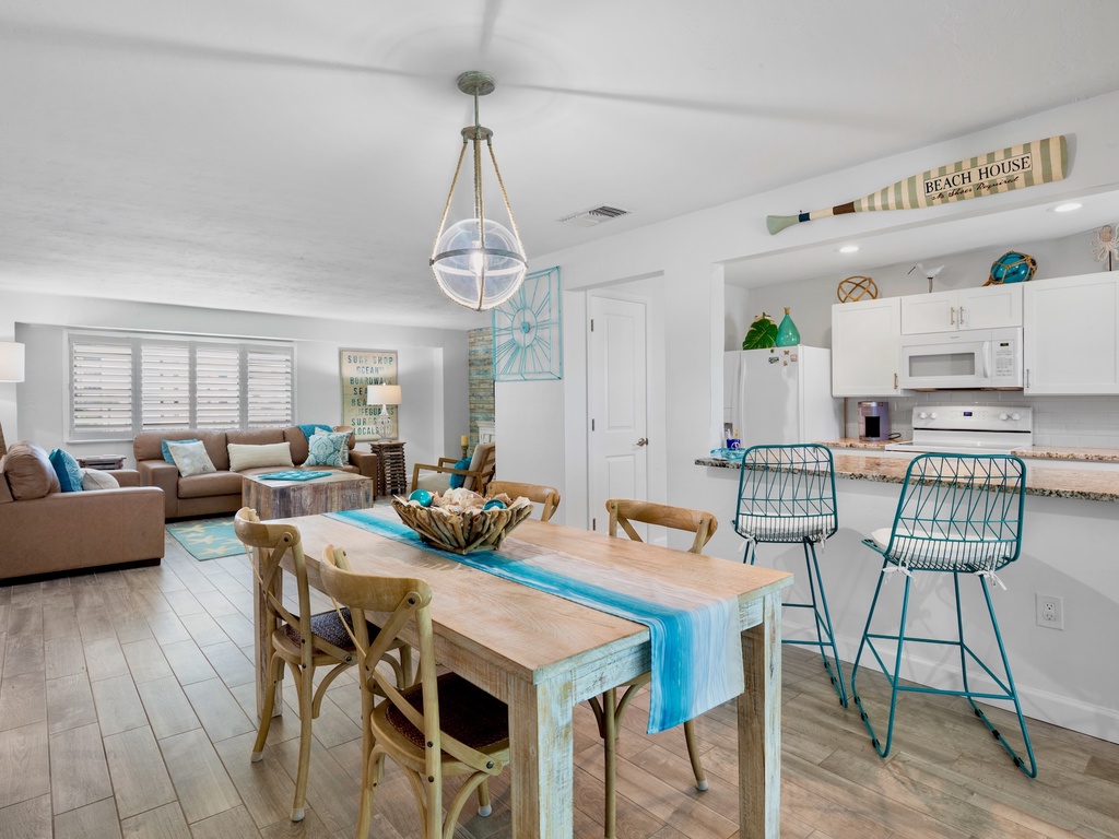 Jamaica Royale 404 by Tropical Sands Accommodations
