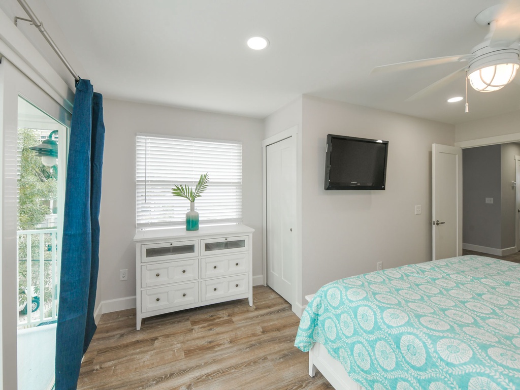 West Unit - Primary Bedroom - King