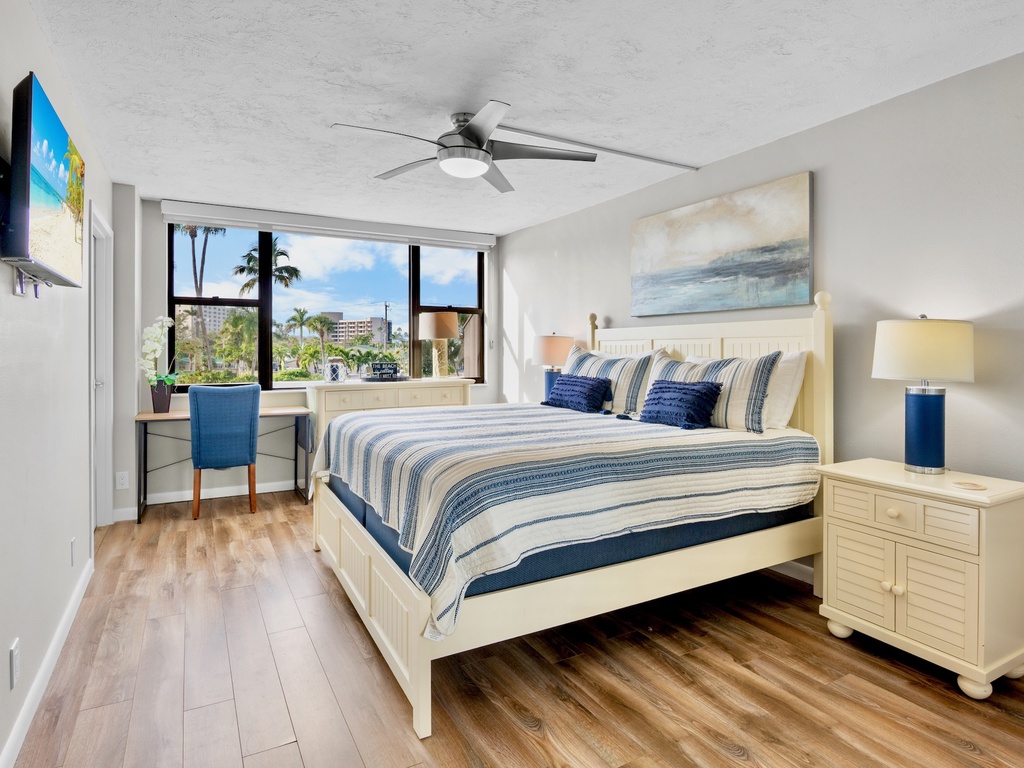 Primary Bedroom, King
