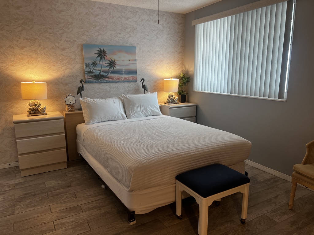 Lido Beach Oasis by Lido Key Vacations