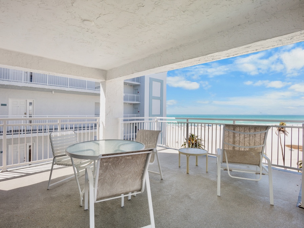 Jamaica Royale 606 by Tropical Sands Accommodations