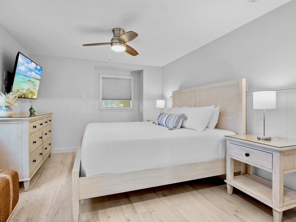 Third Bedroom, King