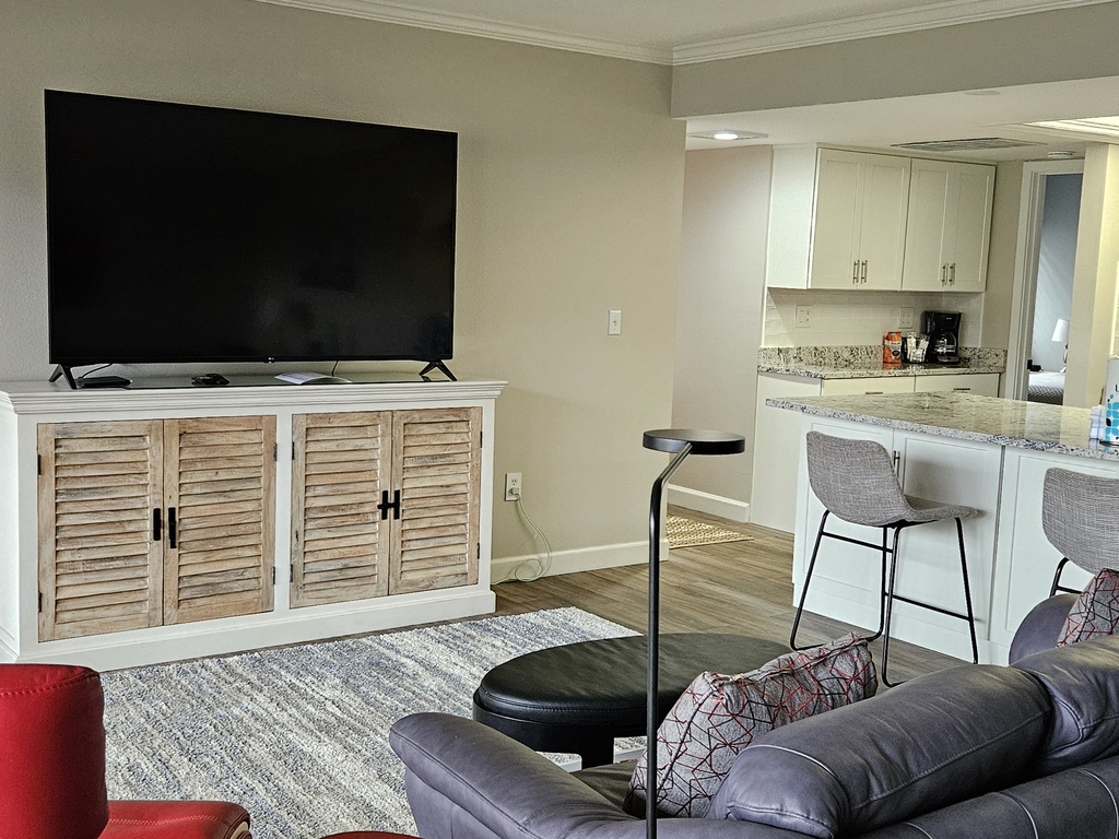 Midnight Cove II 613F