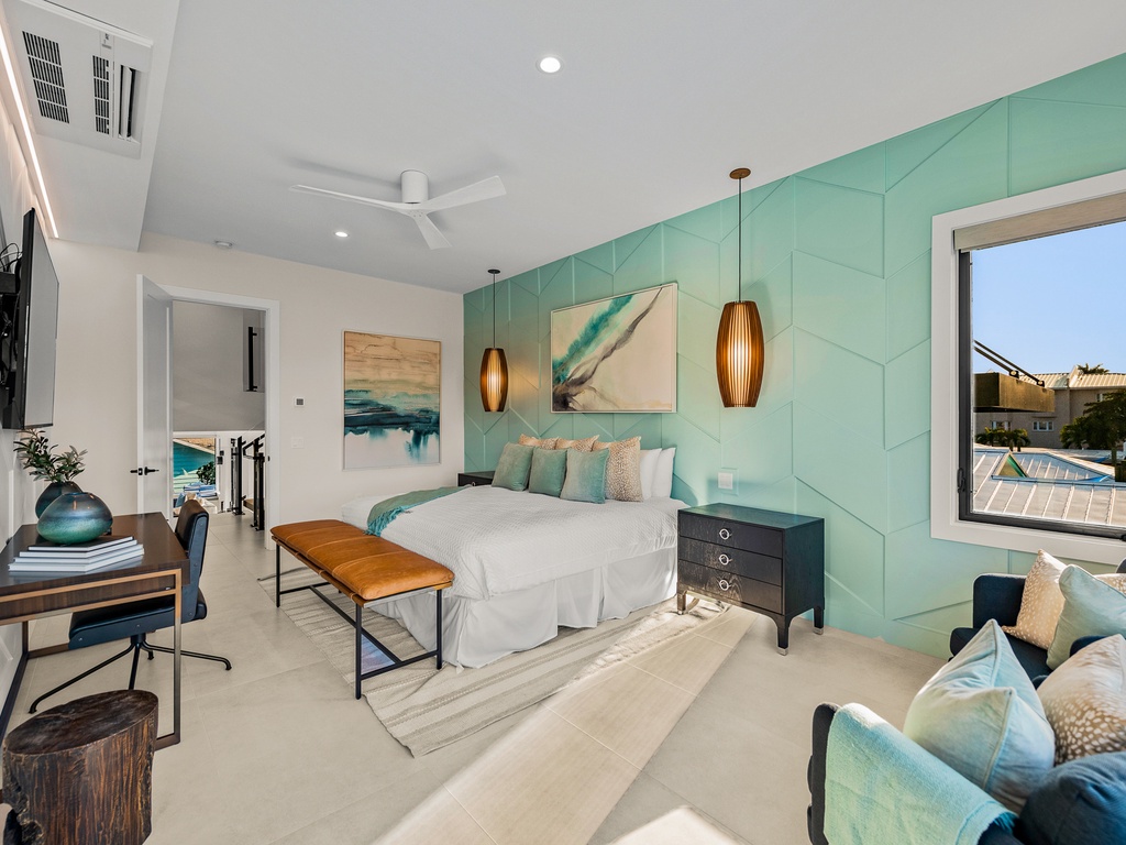 Primary Bedroom, King Bed