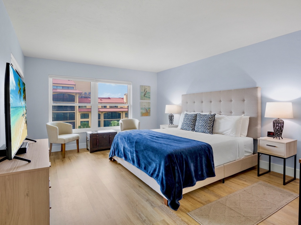 Primary Bedroom - King