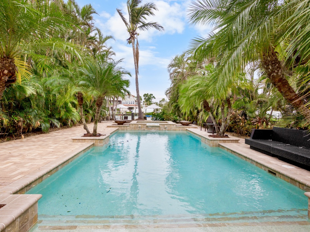 Private Pool and Spa