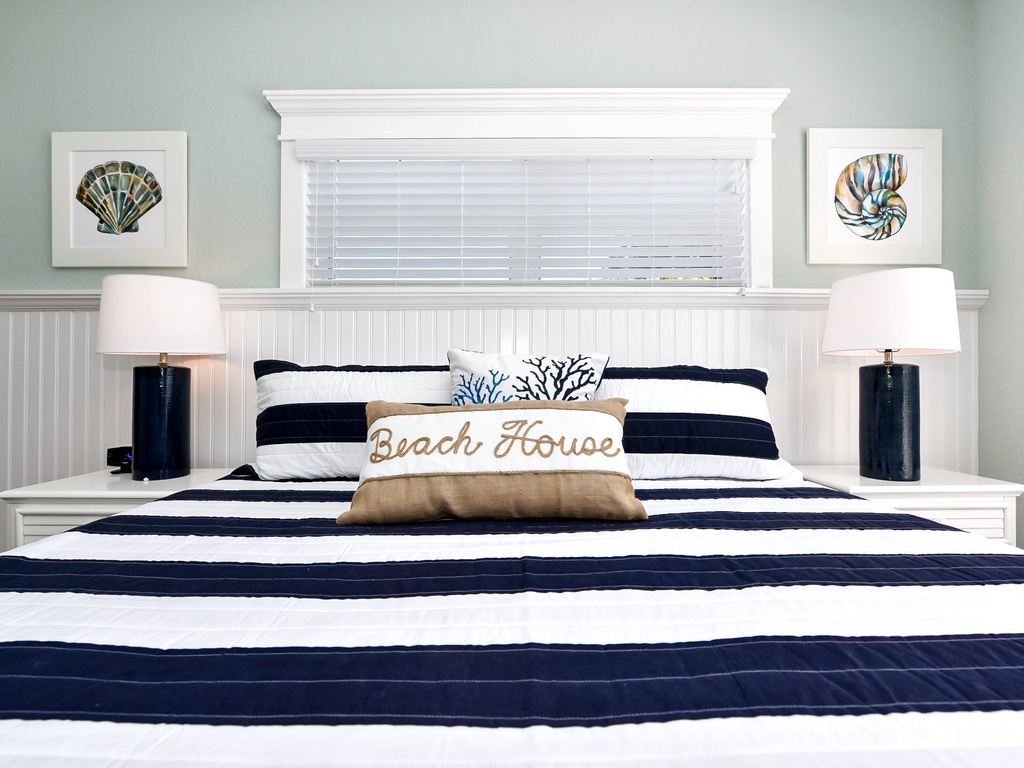 Third Bedroom, King bed