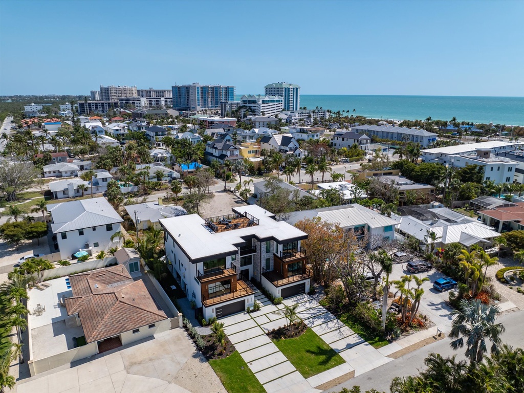 Lido Luxe Estate by Lido Key Vacations