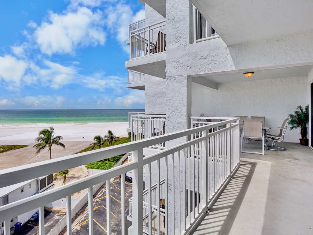 Jamaica Royale 604 by Tropical Sands Accommodations