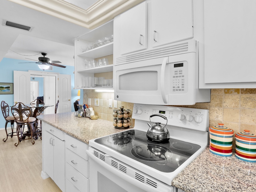 Harbor Towers Unit 303 by Tropical Sands Accommodations