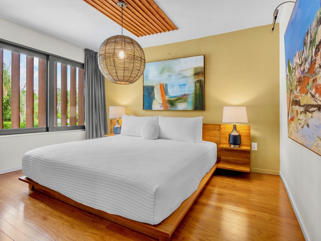 Primary Bedroom - King