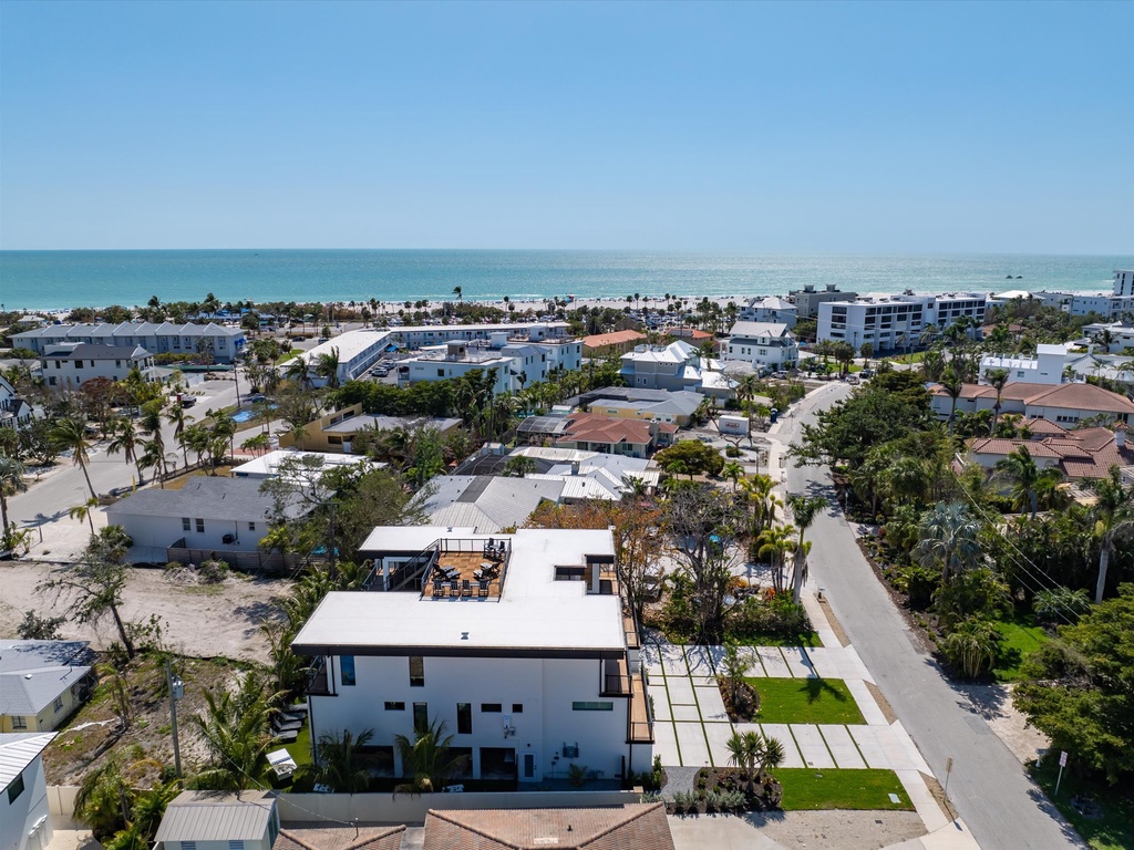 Lido Luxe Estate by Lido Key Vacations