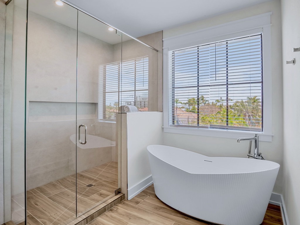 Primary Bathroom, Ensuite