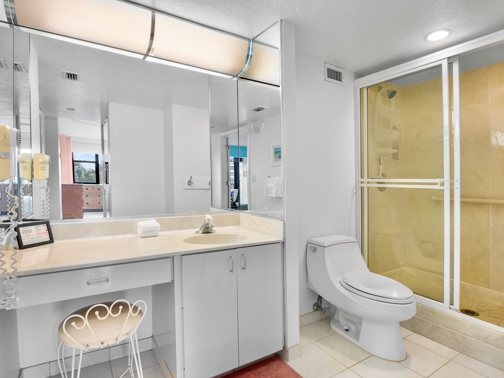 Harbor Towers Unit 303 by Tropical Sands Accommodations
