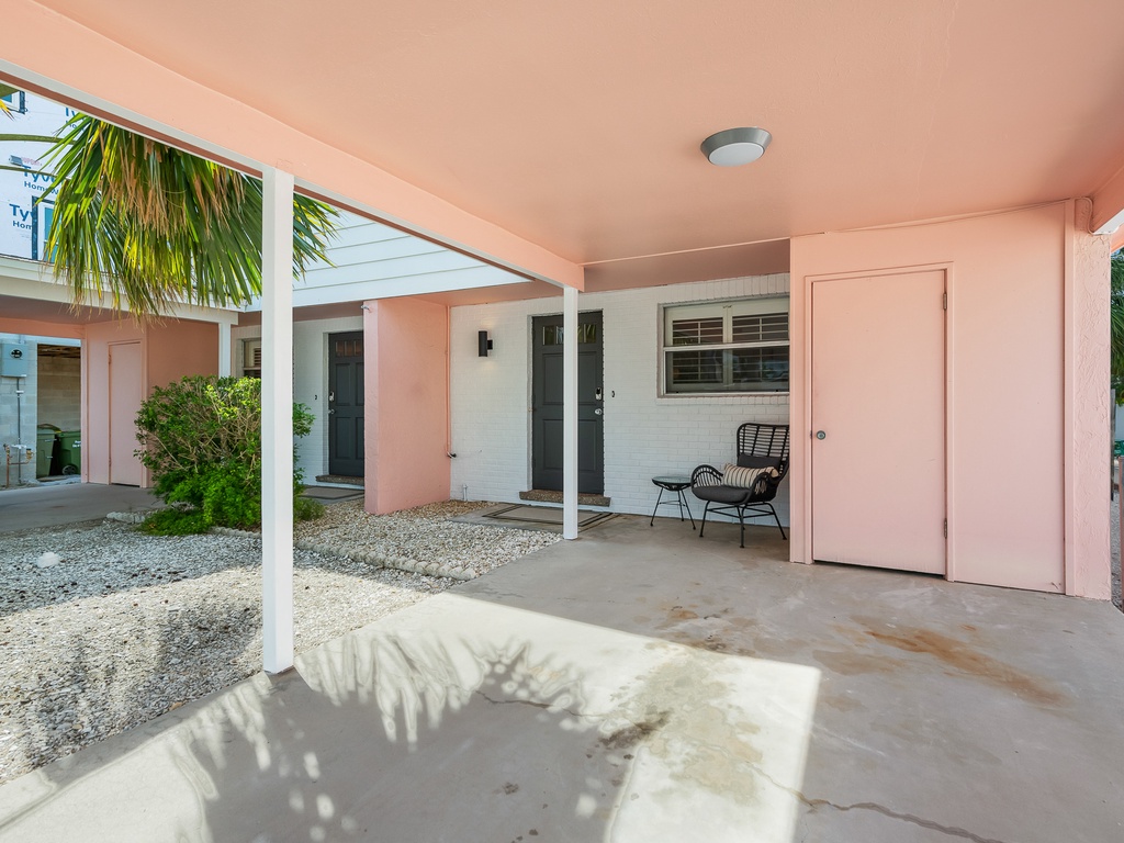 Summer Lovin' - Lido Key Vacations