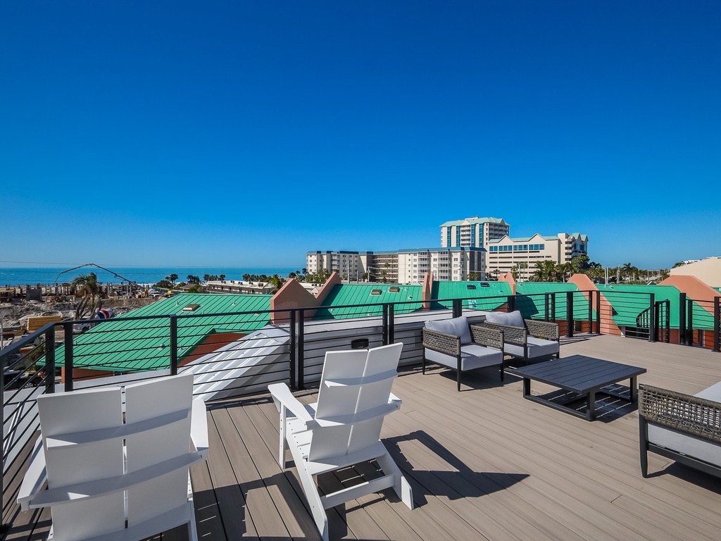 Rooftop Deck