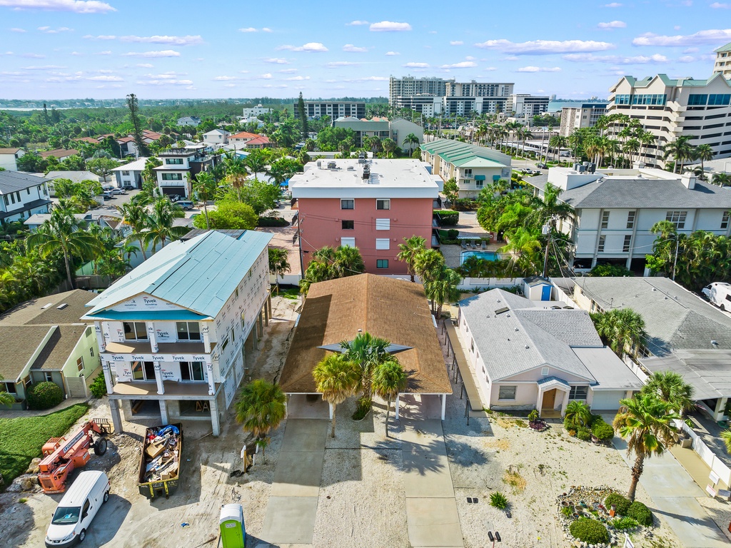 Summer Lovin' - Lido Key Vacations