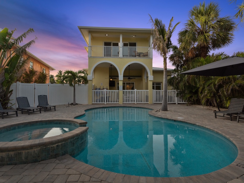 The Pool House Siesta Key Luxury Rental Properties
